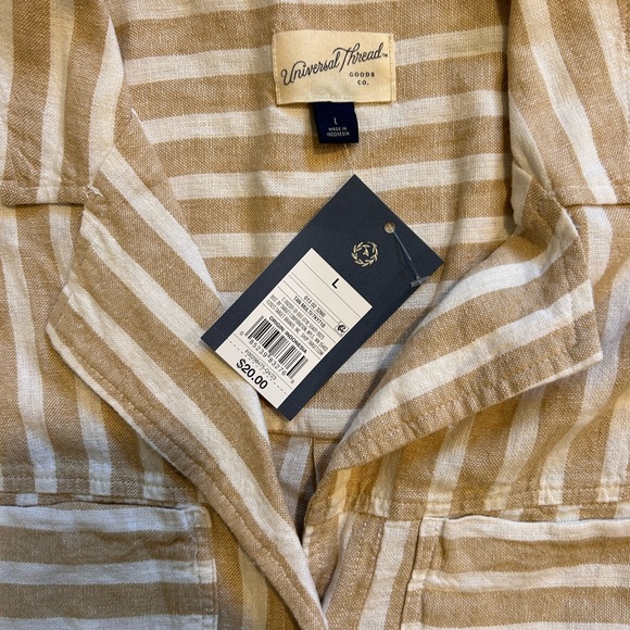 Button down top - Picture 2 of 3